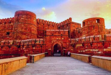 Unveiling the Rich History of Agra Fort